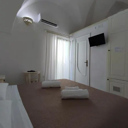 Punta Cutieri 4*