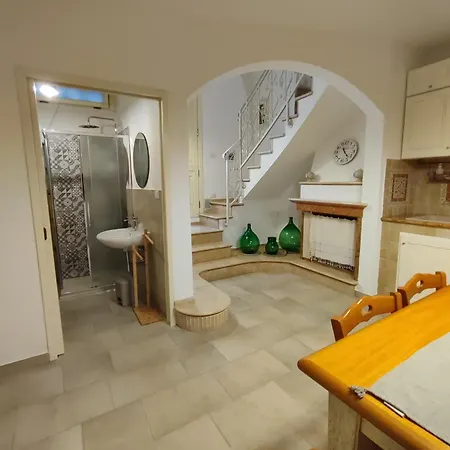 Panzió Punta Cutieri *