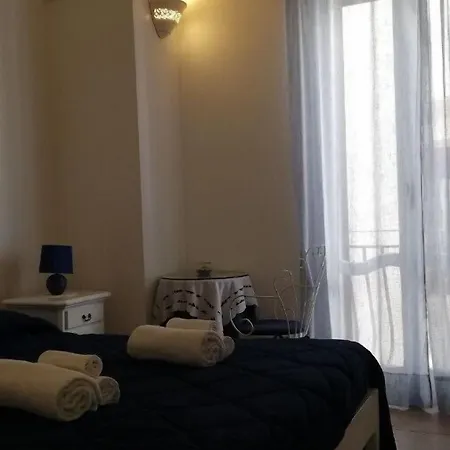 Punta Cutieri לינה וארוחת בוקר 4*