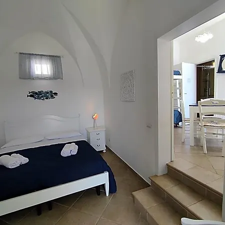 Punta Cutieri לינה וארוחת בוקר 4*