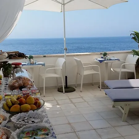 Frühstückspension Punta Cutieri 4*