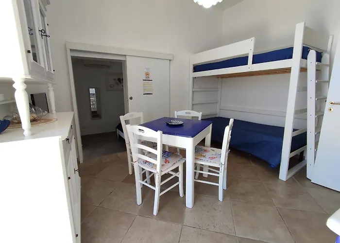 לינה וארוחת בוקר Punta Cutieri