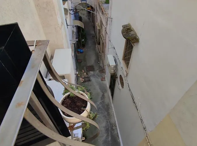 Punta Cutieri לינה וארוחת בוקר