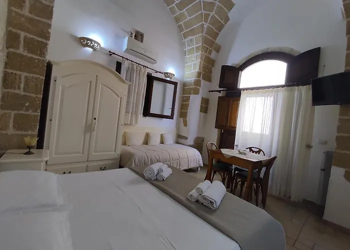 Oda ve Kahvaltı Punta Cutieri Gallipoli