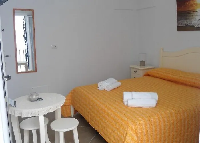 Punta Cutieri Oda ve Kahvaltı 4*