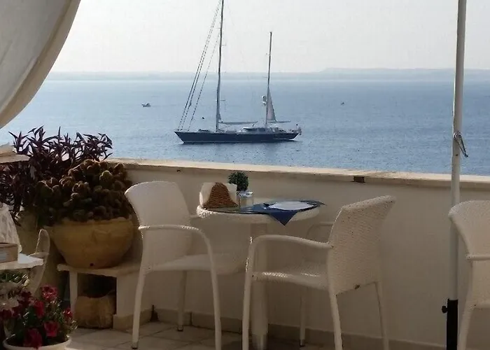 לינה וארוחת בוקר Punta Cutieri