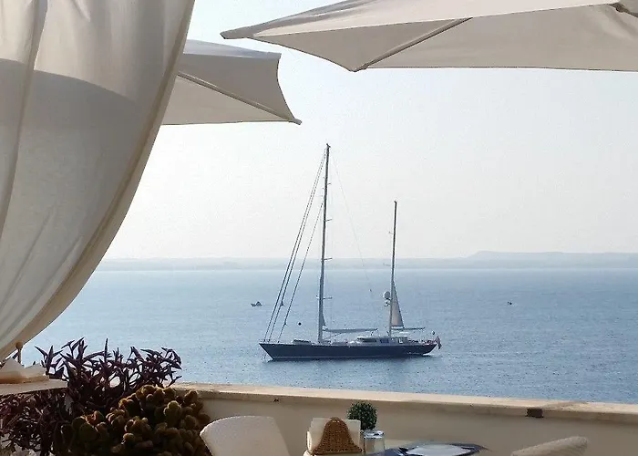 Oda ve Kahvaltı Punta Cutieri Gallipoli