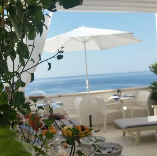 לינה וארוחת בוקר Punta Cutieri גאליפולי